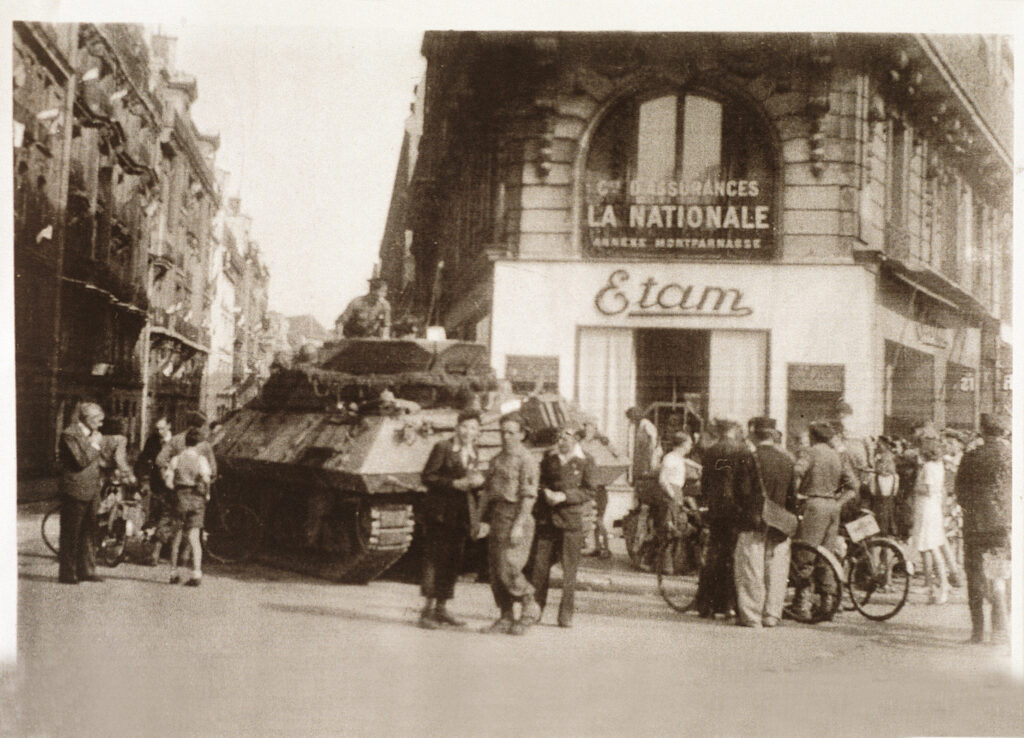 Etam_Boutique_1945_